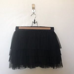 Tulle/mesh tiered mini skirt in black